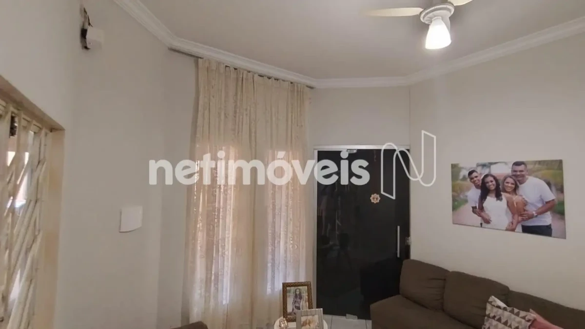 Casa para Venda com 6 quartos no bairro Santa Rita Il