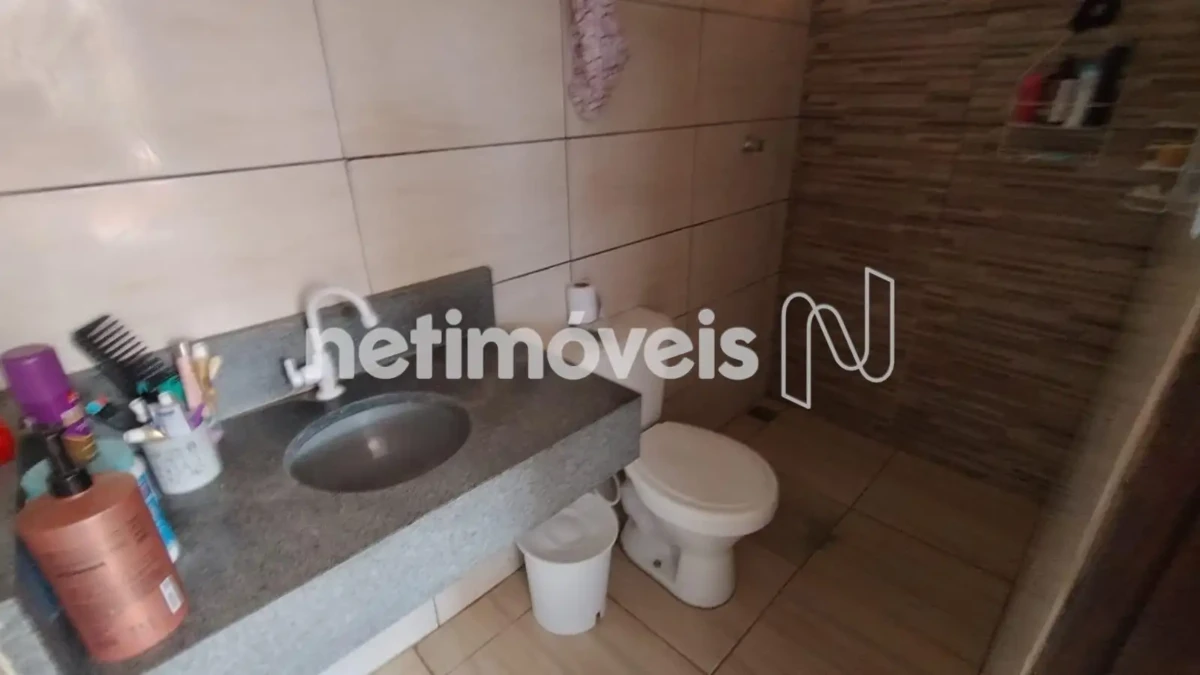 Casa para Venda com 4 quartos no bairro Santa Rafaela
