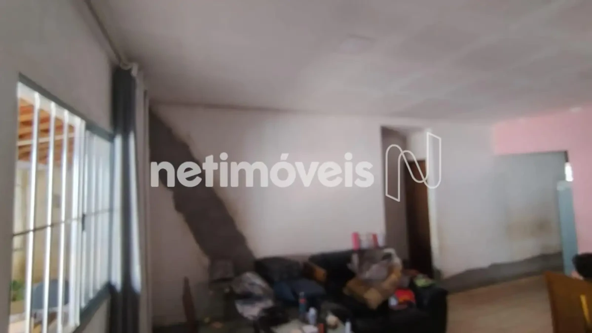 Casa para Venda com 4 quartos no bairro Santa Rafaela
