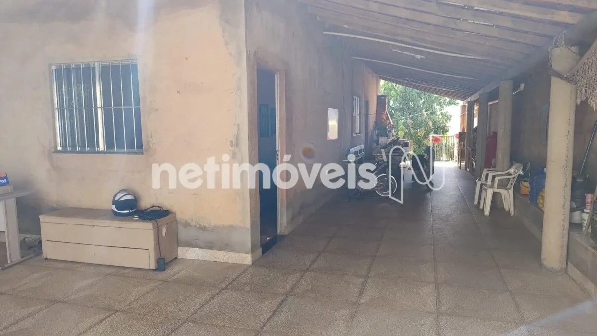 Casa para Venda com 4 quartos no bairro Santa Rafaela