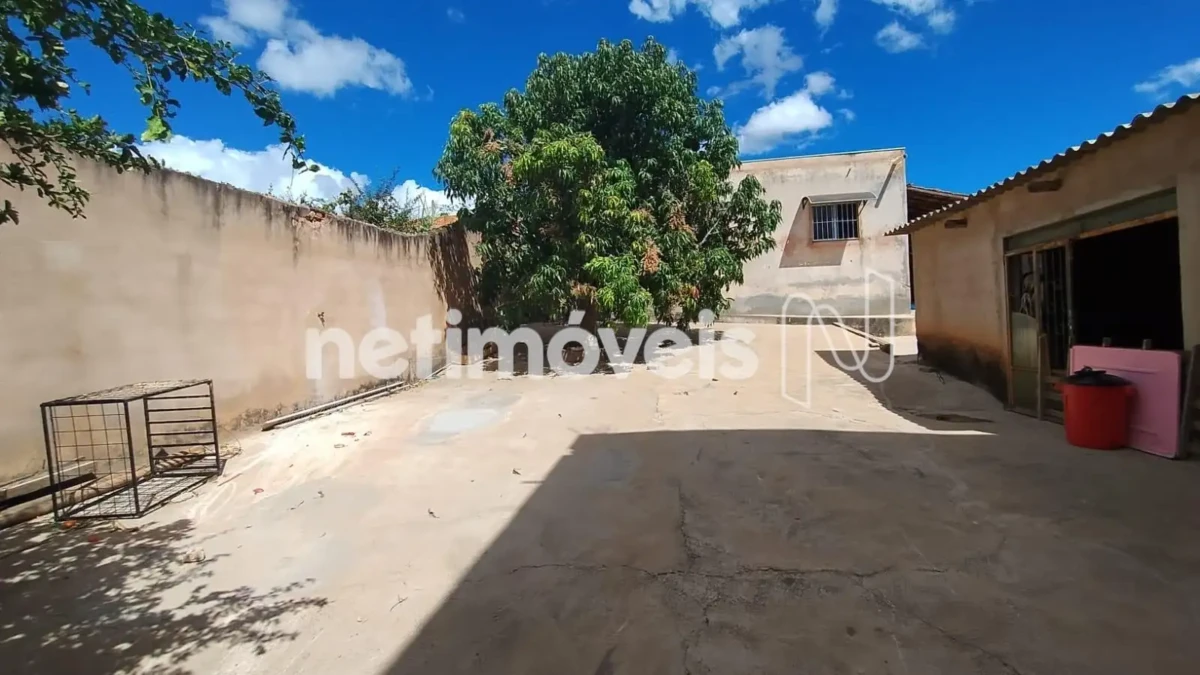 Casa para Venda com 4 quartos no bairro Santa Rafaela