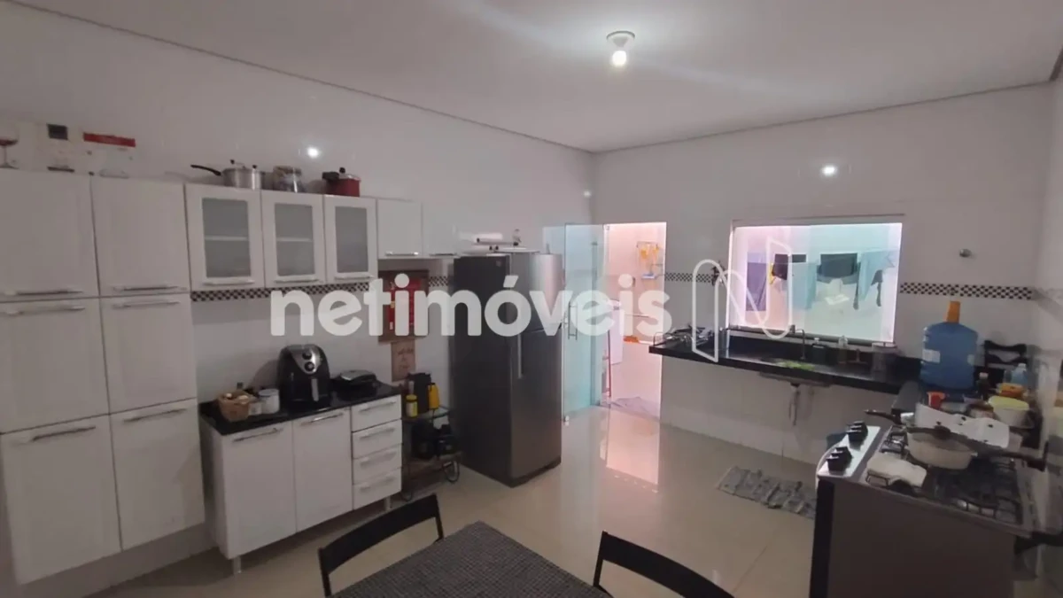 Casa para Venda com 3 quartos no bairro Vila Campos
