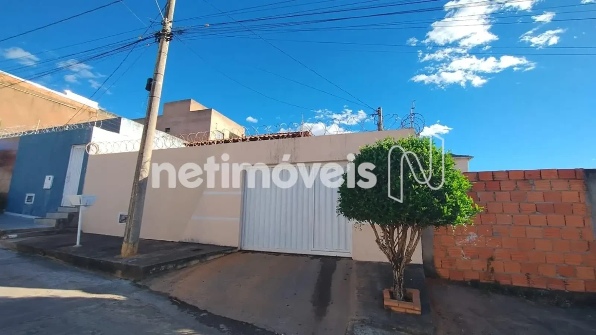 Casa para Venda com 3 quartos no bairro Vila Campos