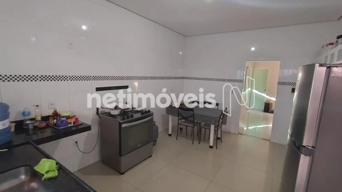 Casa para Venda com 3 quartos no bairro Vila Campos