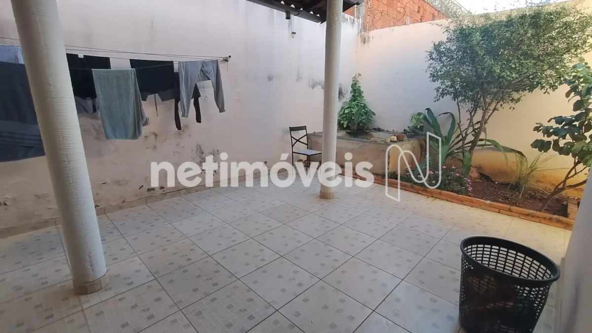 Casa para Venda com 3 quartos no bairro Vila Campos