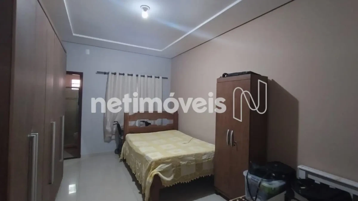 Casa para Venda com 3 quartos no bairro Vila Campos