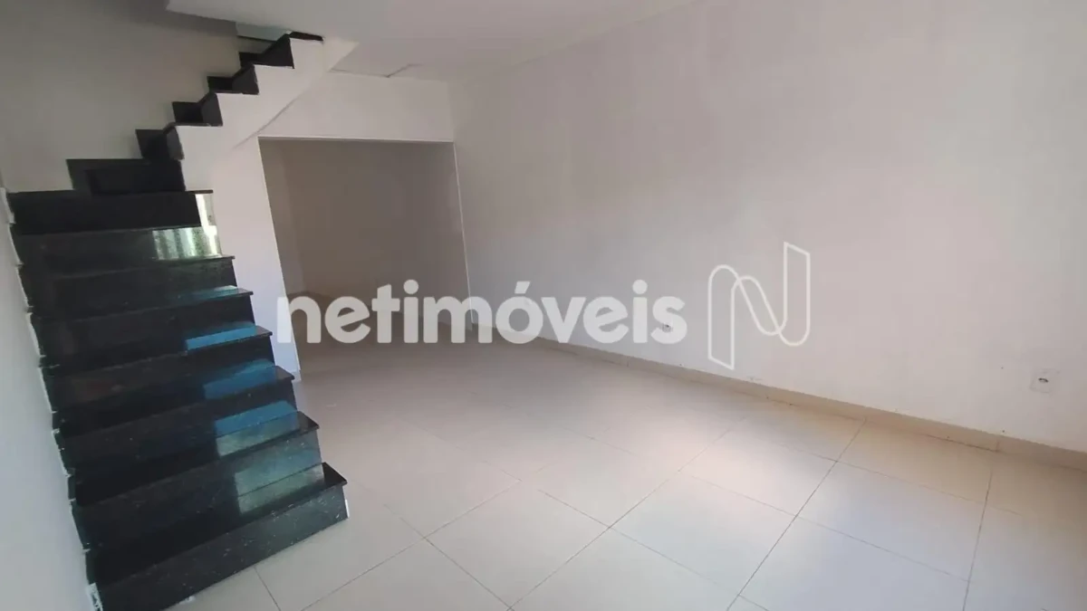 Casa para Venda com 2 quartos no bairro Canelas