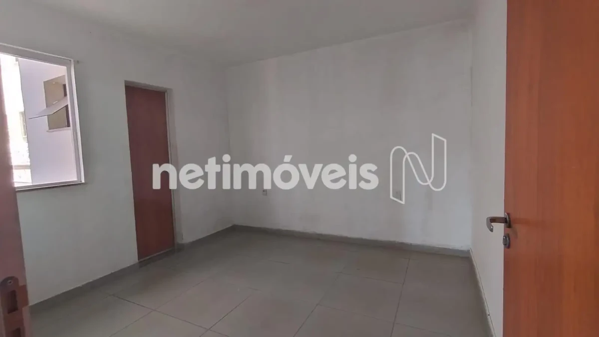 Casa para Venda com 2 quartos no bairro Canelas
