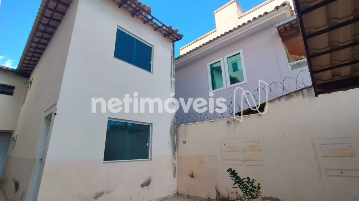 Casa para Venda com 2 quartos no bairro Canelas