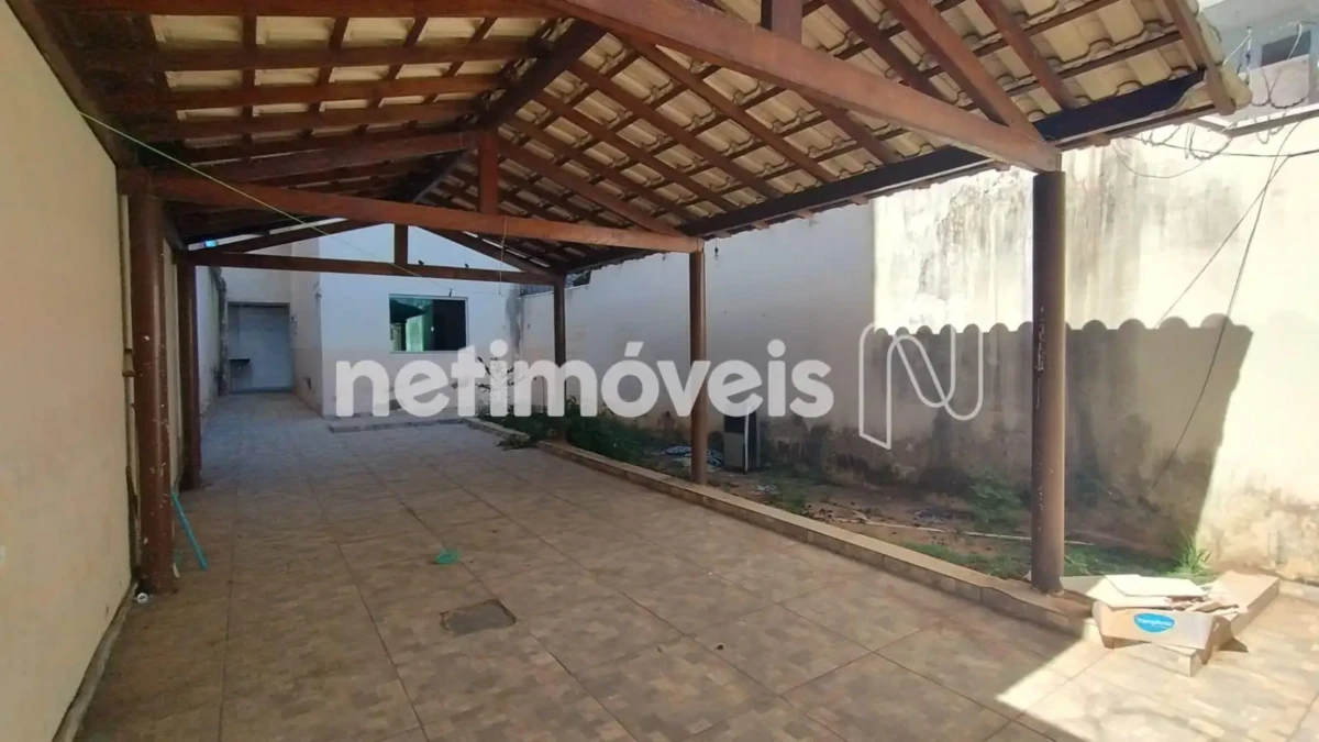 Casa para Venda com 2 quartos no bairro Canelas