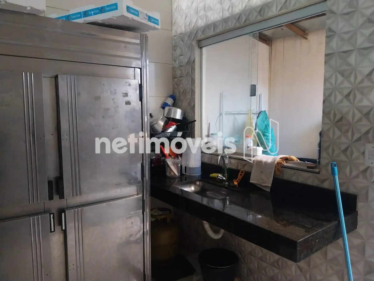 Ponto Comercial para Venda de área principal de 45.36 m² no bairro Belvedere