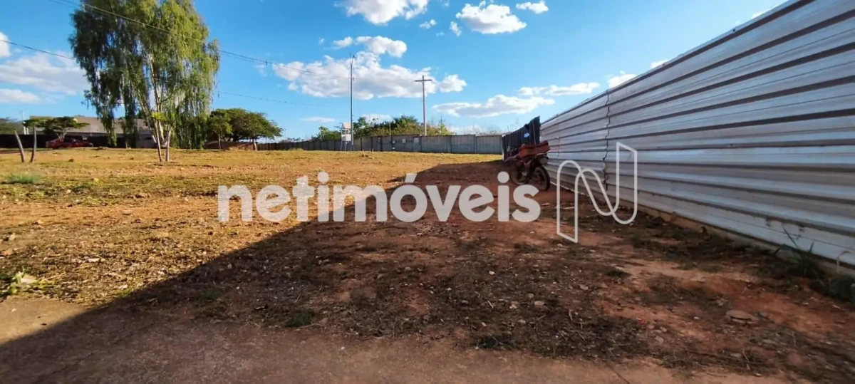 Lote para Venda com área de 862.8 m² no bairro Gran Royalle Pirâmide