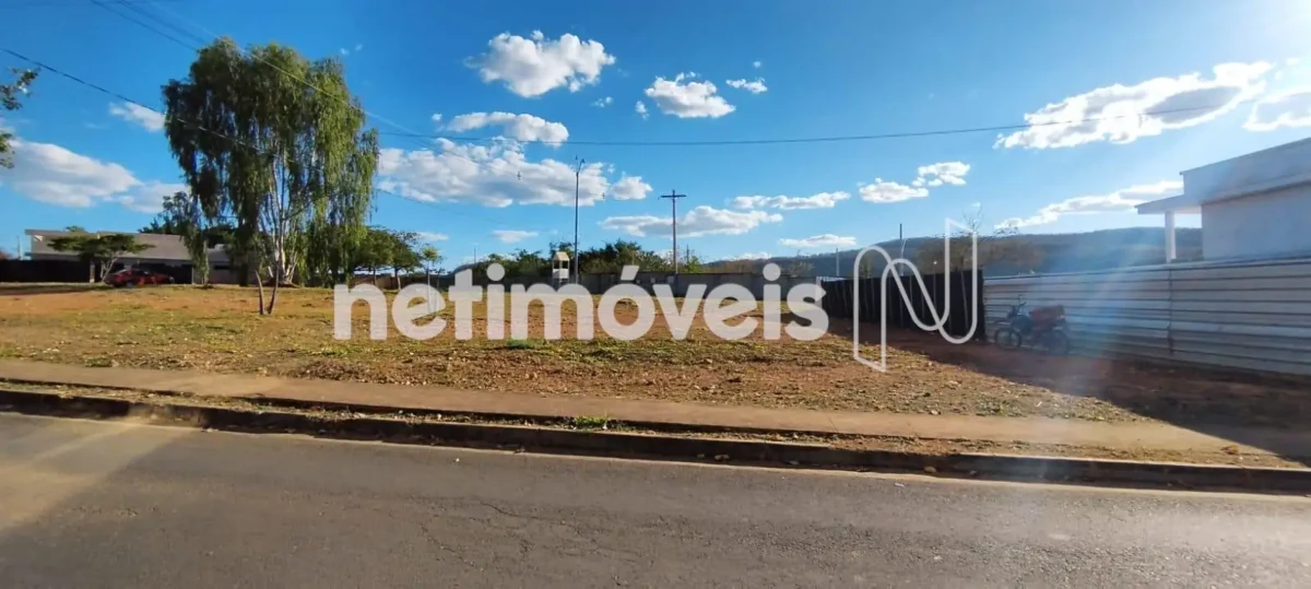 Lote para Venda com área de 862.8 m² no bairro Gran Royalle Pirâmide