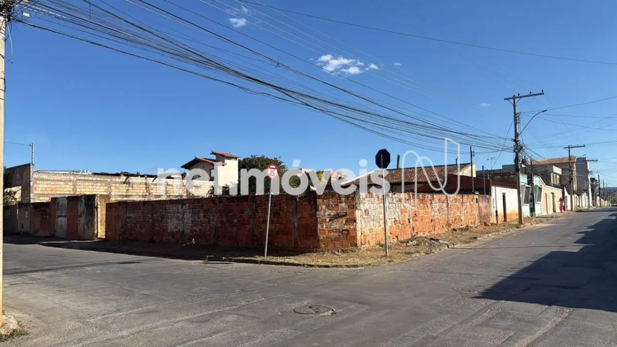 Lote para Venda com área de 528 m² no bairro Alto São João