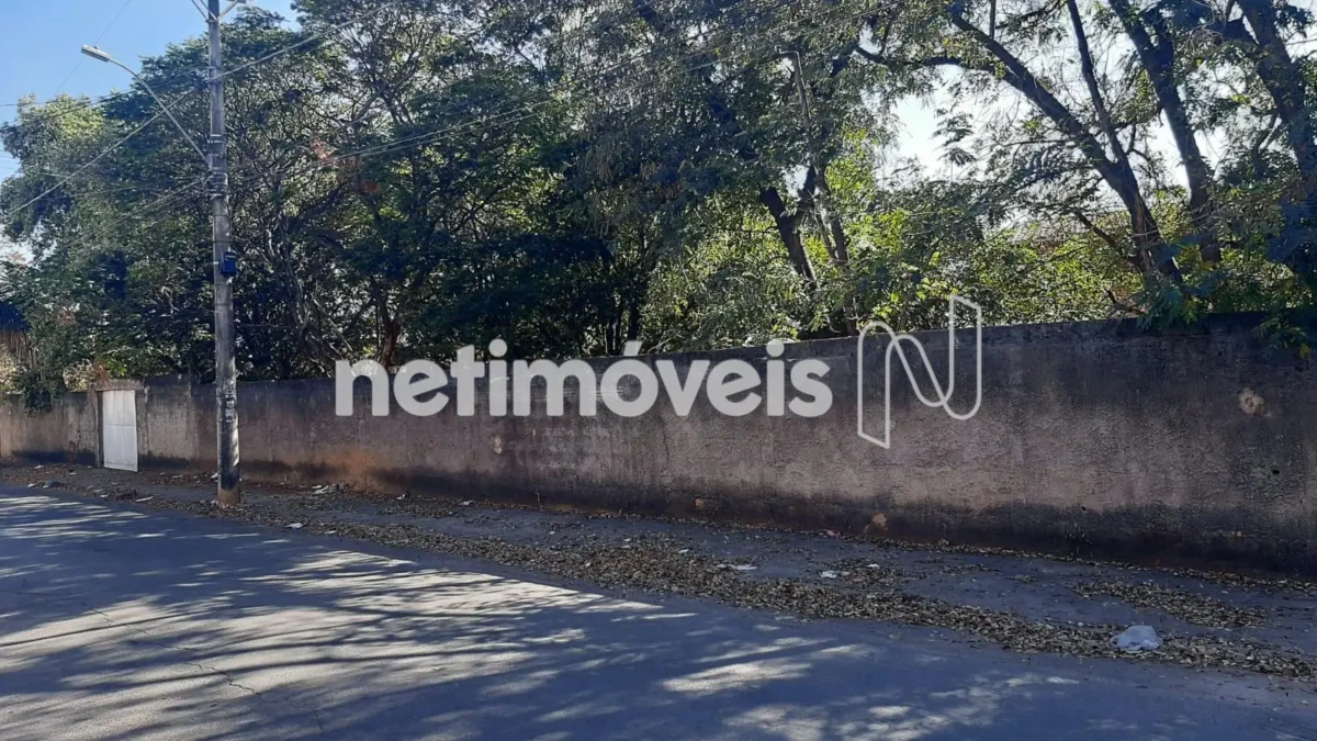 Lote para Venda com área de 570 m² no bairro Antônio Pimenta