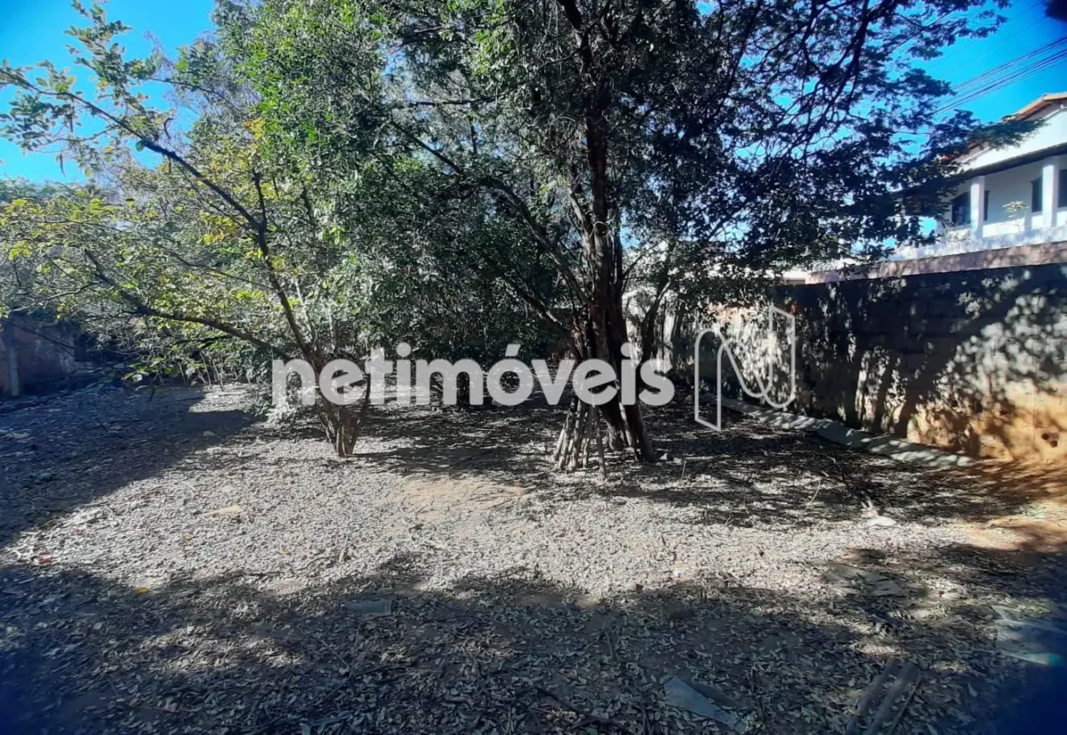 Lote para Venda com área de 570 m² no bairro Antônio Pimenta