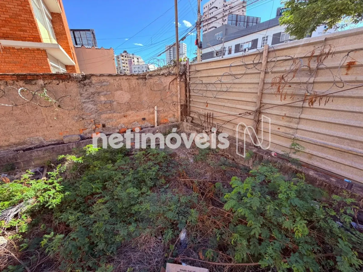 Lote para Venda com área de 296 m² no bairro Centro