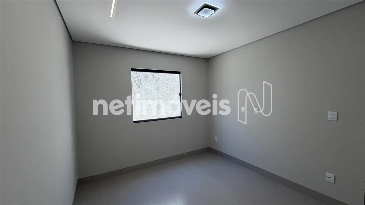 Casa para Venda com 3 quartos no bairro Planalto
