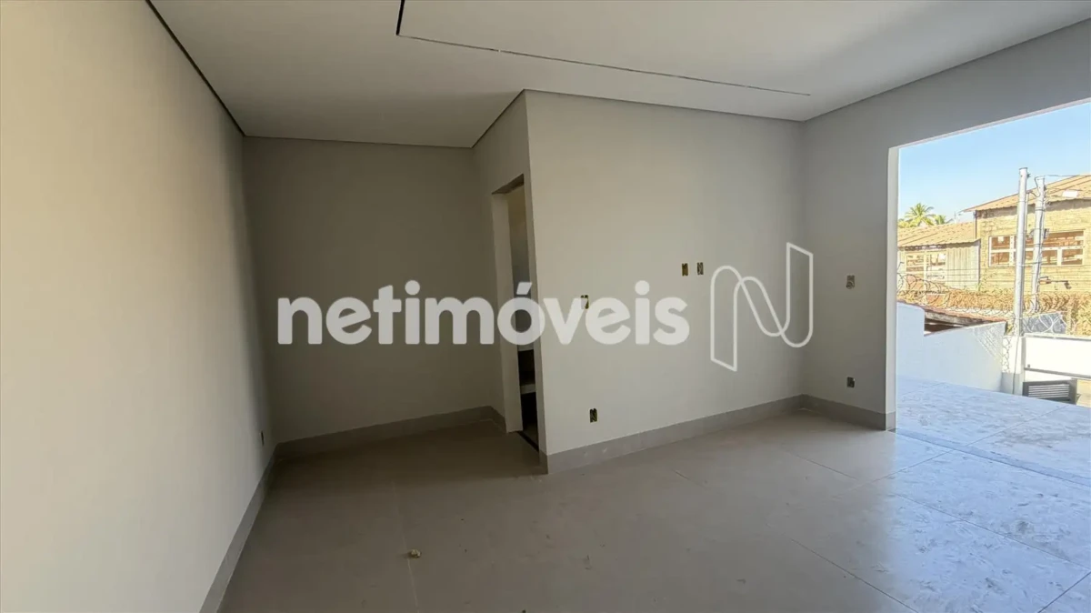Casa para Venda com 3 quartos no bairro Planalto