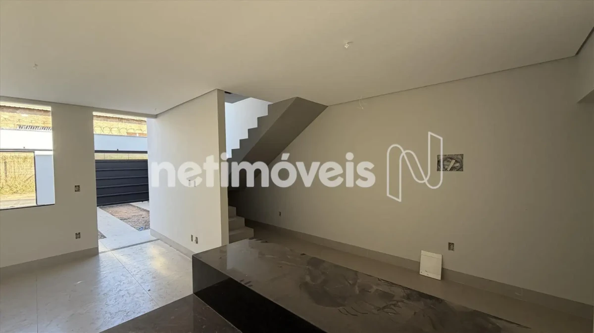 Casa para Venda com 3 quartos no bairro Planalto