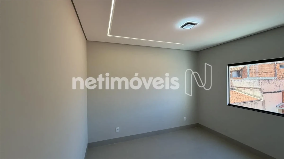 Casa para Venda com 3 quartos no bairro Planalto