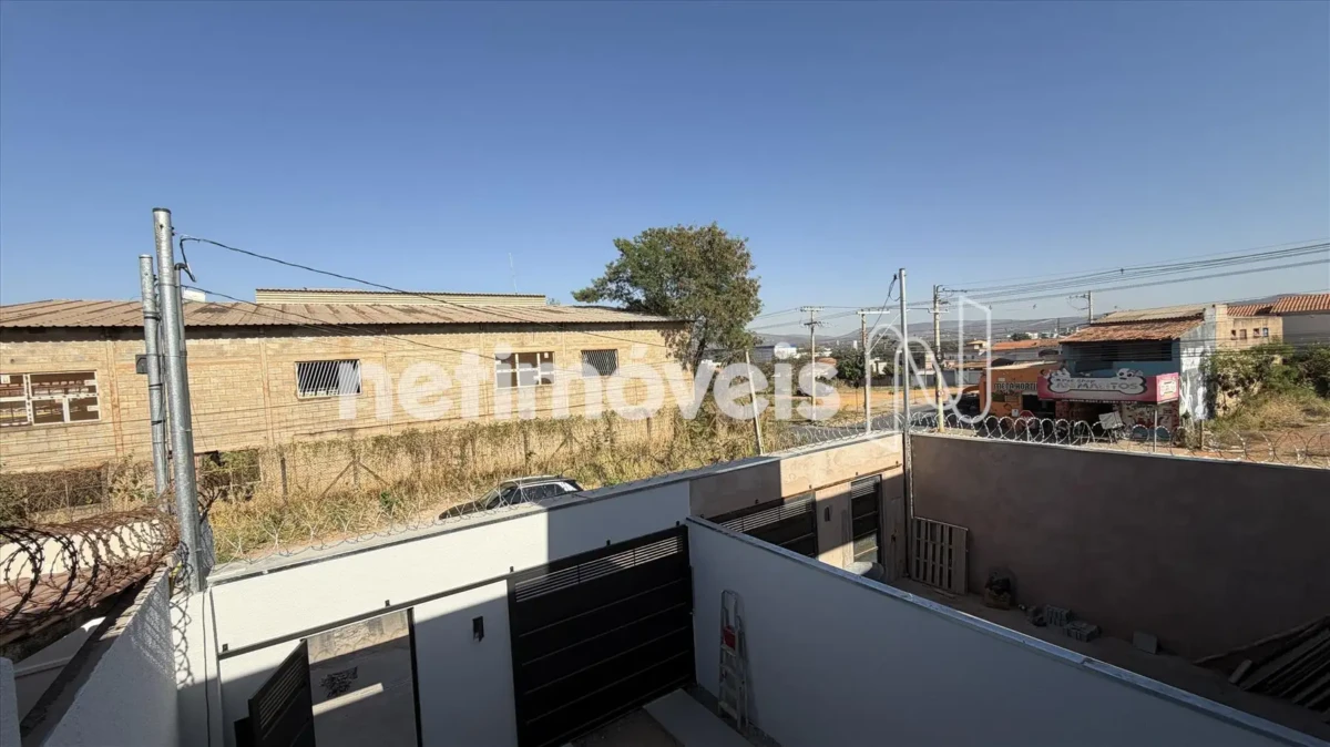 Casa para Venda com 3 quartos no bairro Planalto