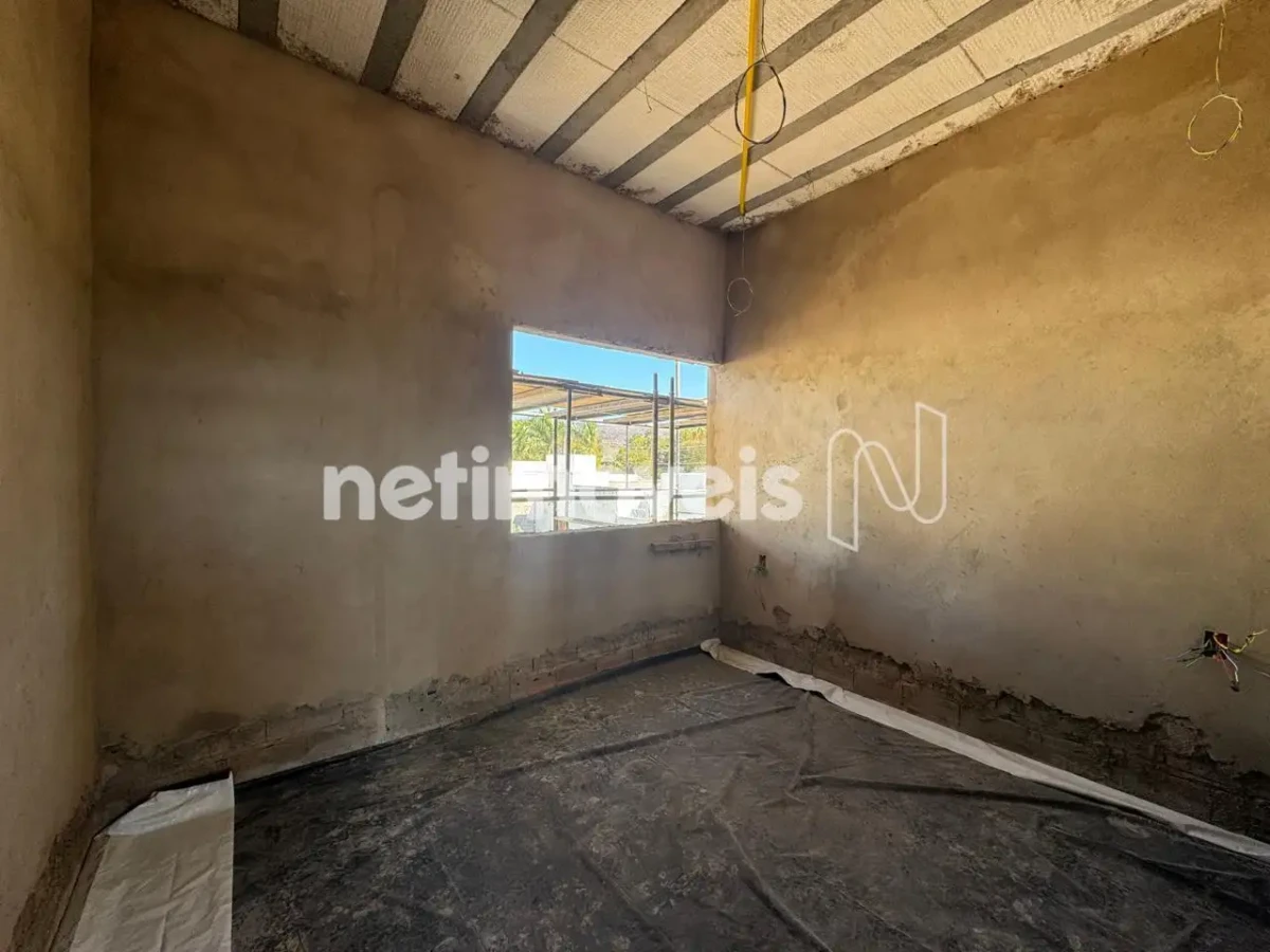 Casa para Venda com 4 quartos no bairro Loteamento Reserva Real