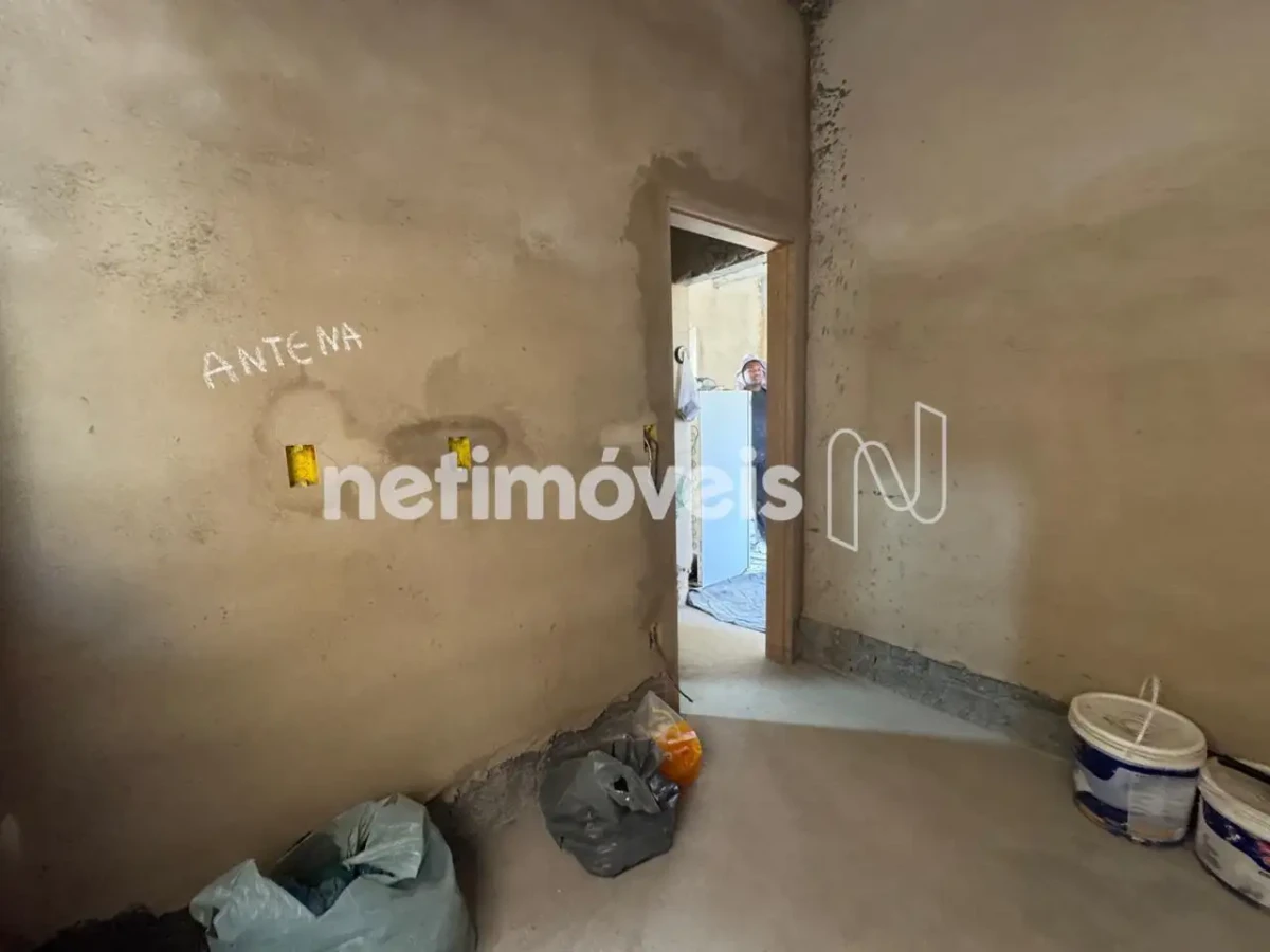 Casa para Venda com 4 quartos no bairro Loteamento Reserva Real