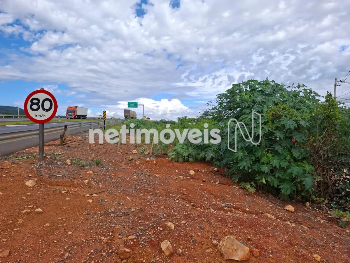 Lote para Venda com área de 5000 m² no bairro Vila Sion