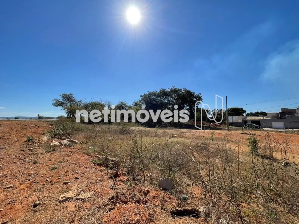 Lote para Venda com área de 9500 m² no bairro Vila Sion