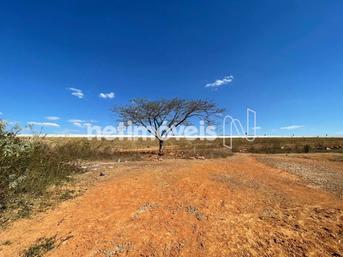 Lote para Venda com área de 9500 m² no bairro Vila Sion