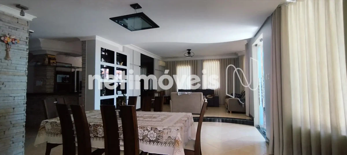 Casa para Venda com 5 quartos no bairro Ibituruna