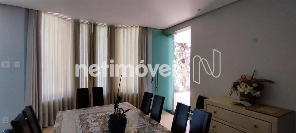 Casa para Venda com 5 quartos no bairro Ibituruna