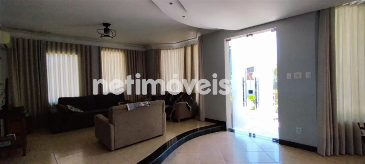 Casa para Venda com 5 quartos no bairro Ibituruna