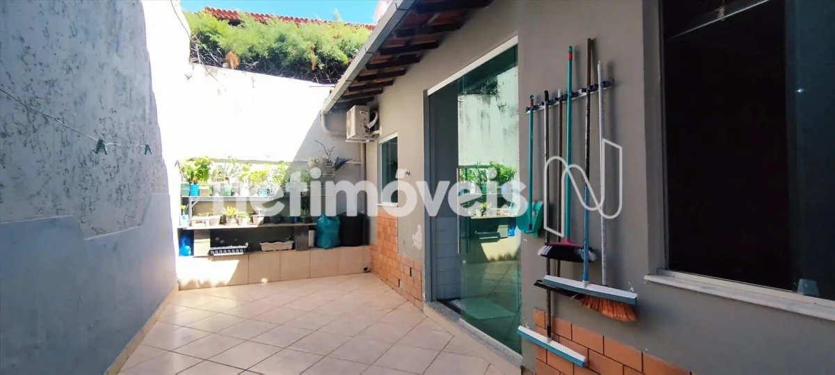 Casa para Venda com 5 quartos no bairro Ibituruna