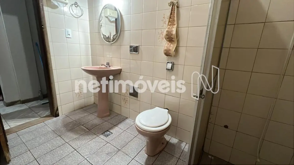 Casa para Venda com 5 quartos no bairro Vila Regina