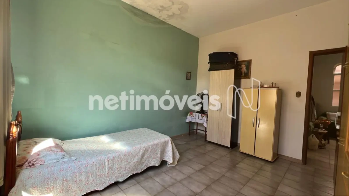 Casa para Venda com 5 quartos no bairro Vila Regina