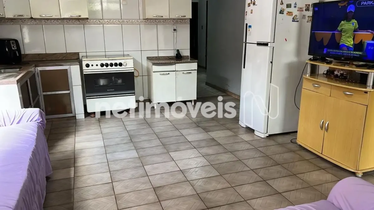 Casa para Venda com 5 quartos no bairro Vila Regina