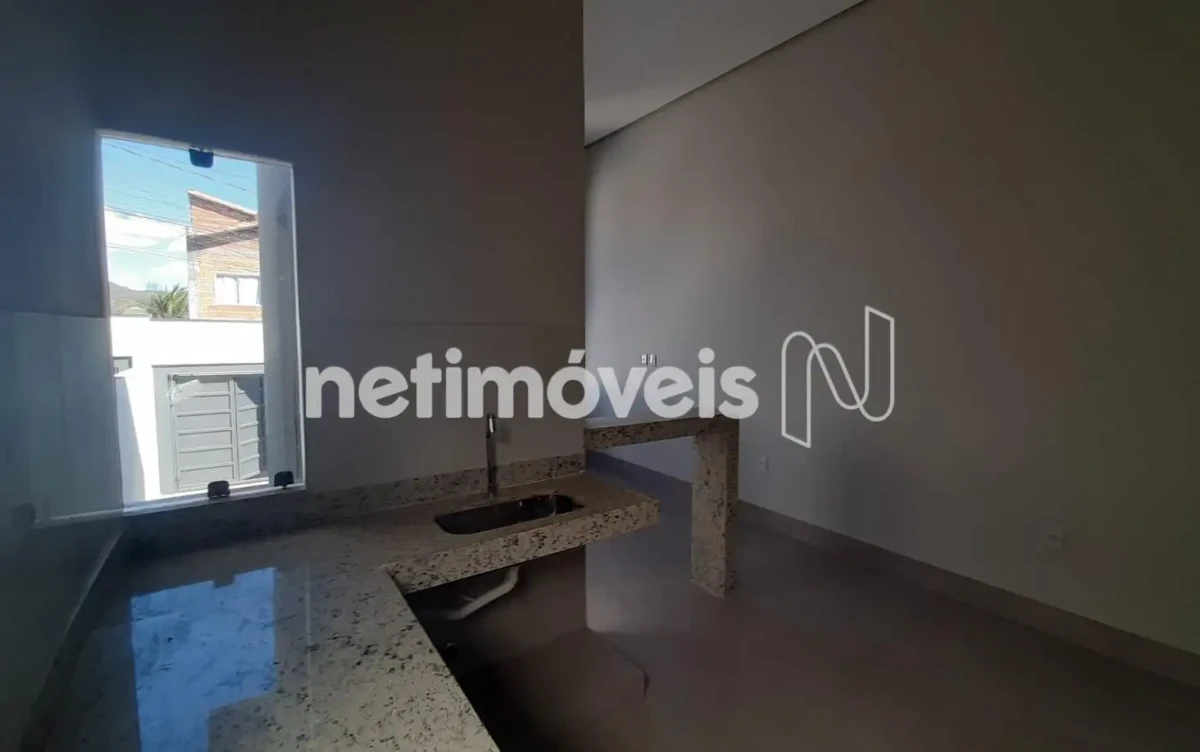 Casa para Venda com 3 quartos no bairro Maracanã