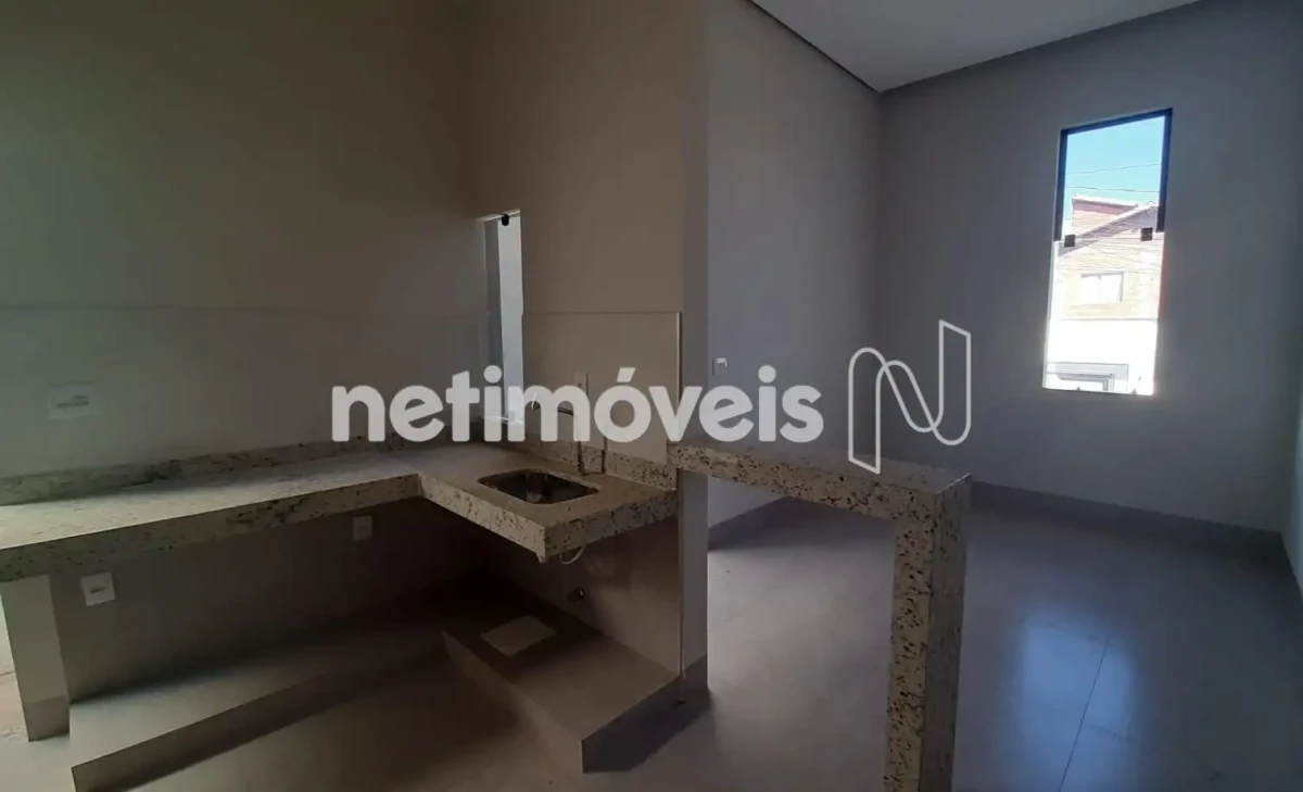 Casa para Venda com 3 quartos no bairro Maracanã