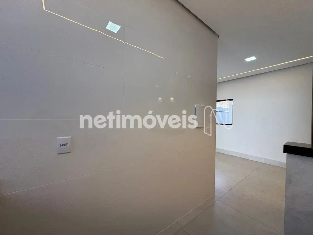 Casa para Venda com 3 quartos no bairro Jardim Olímpico