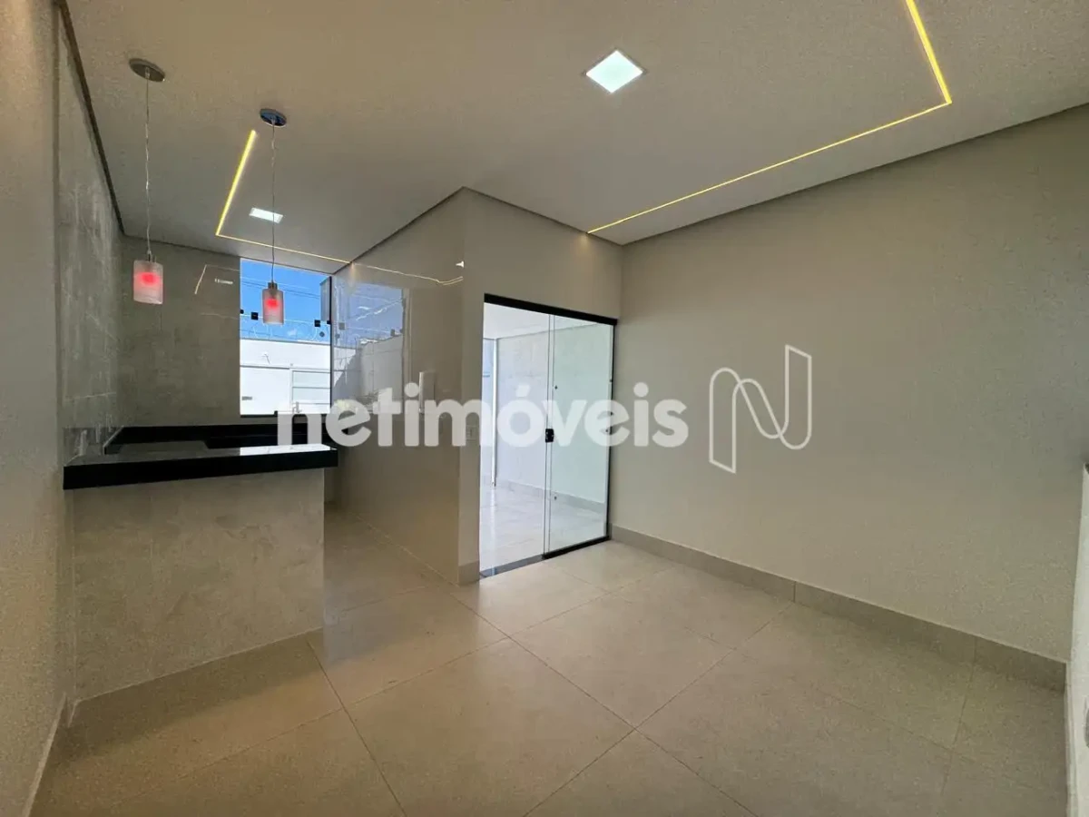Casa para Venda com 3 quartos no bairro Jardim Olímpico