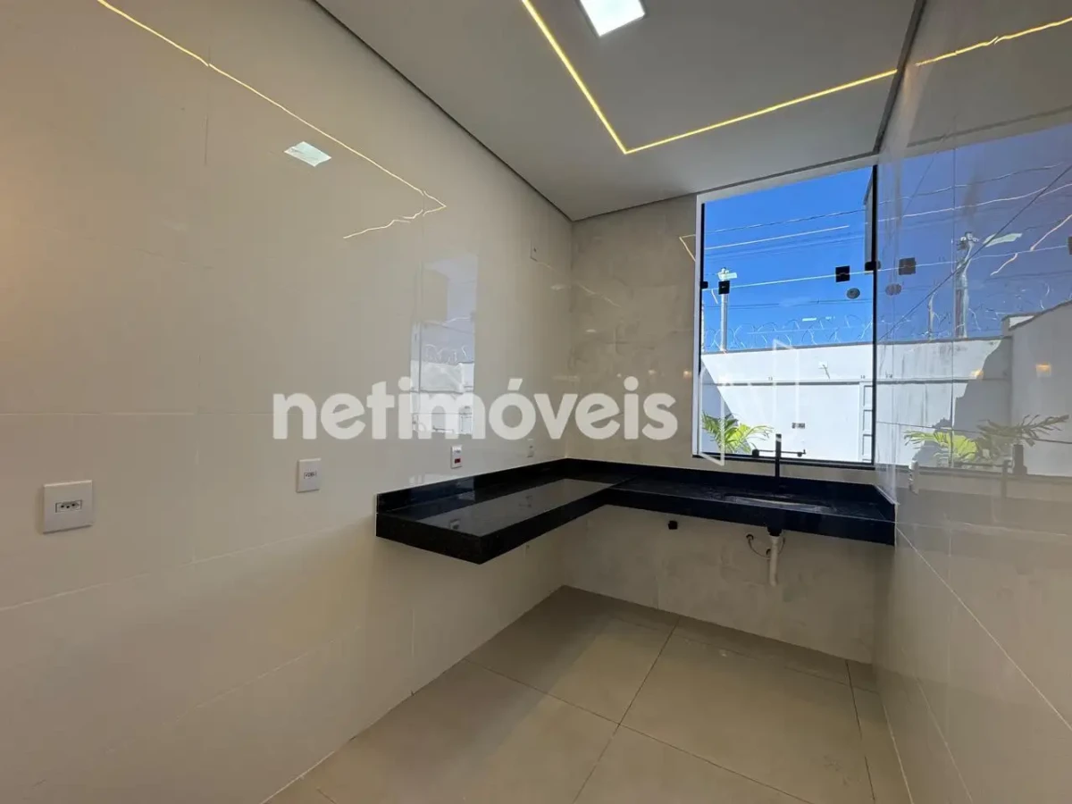 Casa para Venda com 3 quartos no bairro Jardim Olímpico