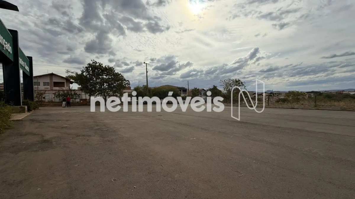 Lote para Venda com área de 41632.62 m² no bairro Vila Telma