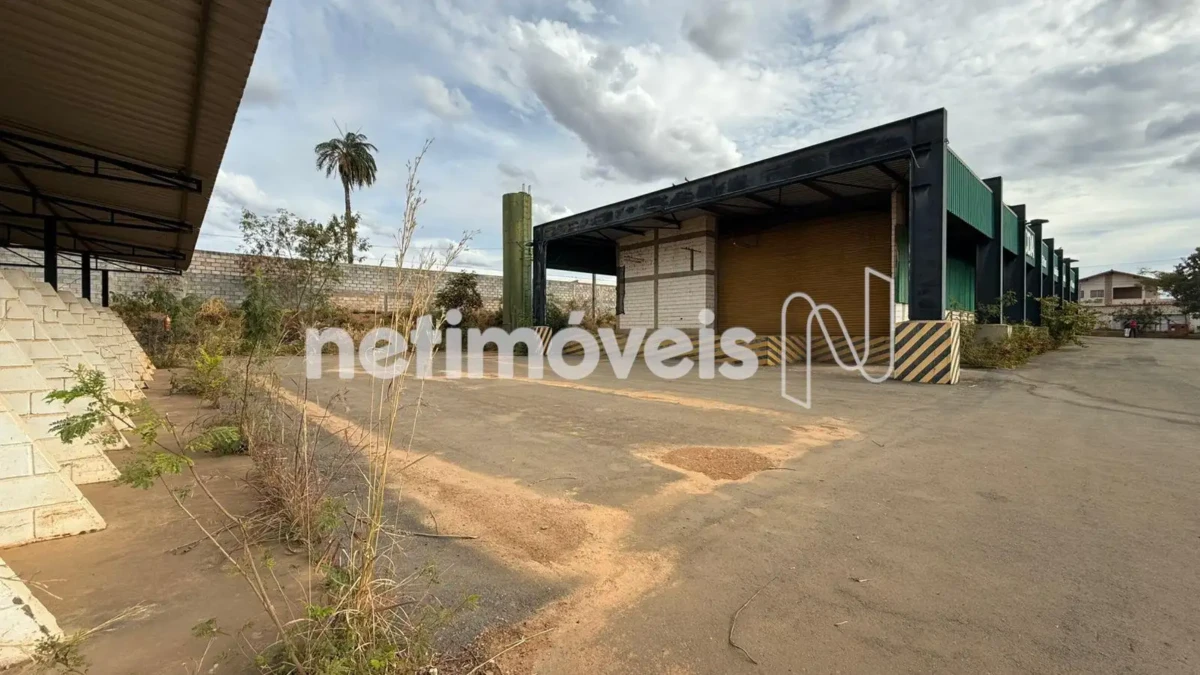 Lote para Venda com área de 41632.62 m² no bairro Vila Telma