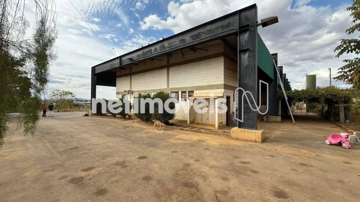 Lote para Venda com área de 41632.62 m² no bairro Vila Telma