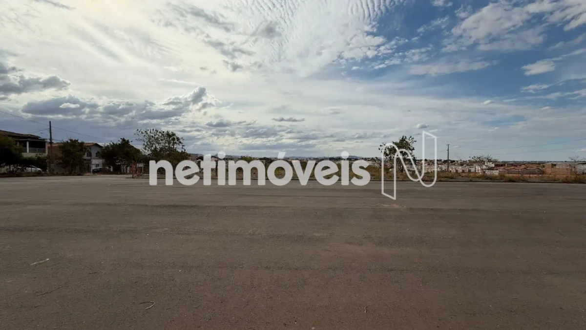 Lote para Venda com área de 41632.62 m² no bairro Vila Telma