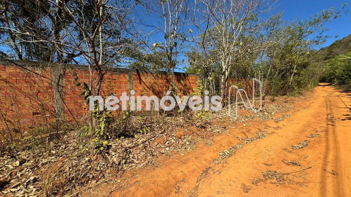 Lote para Venda com área de 3276 m² no bairro Ibituruna