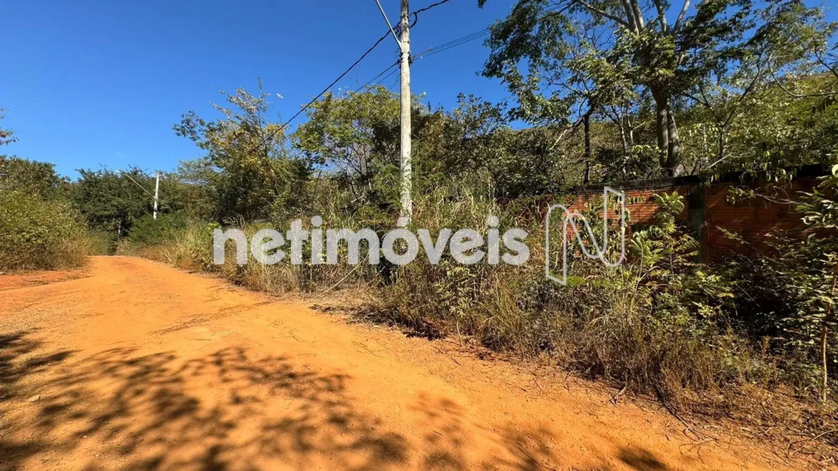 Lote para Venda com área de 3276 m² no bairro Ibituruna