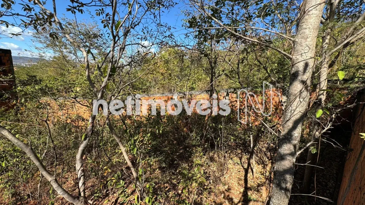 Lote para Venda com área de 3276 m² no bairro Ibituruna